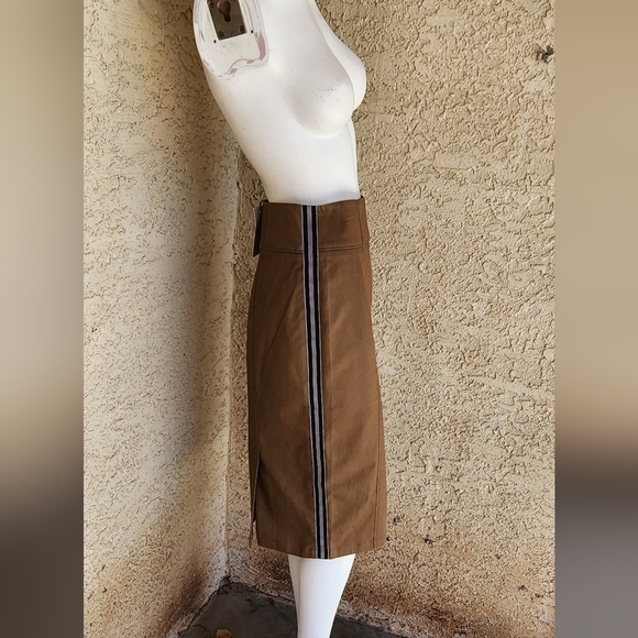 Love Over H8 | Army Wolfe Pencil Skirt - Picture 9 of 9